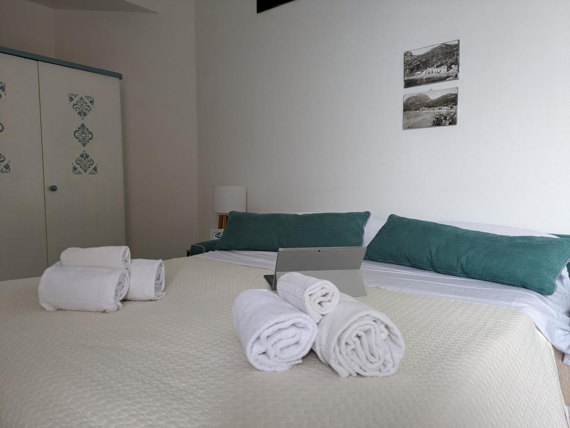 Ferienwohnung Mimi Sul Mare Massa Lubrense Zimmer foto